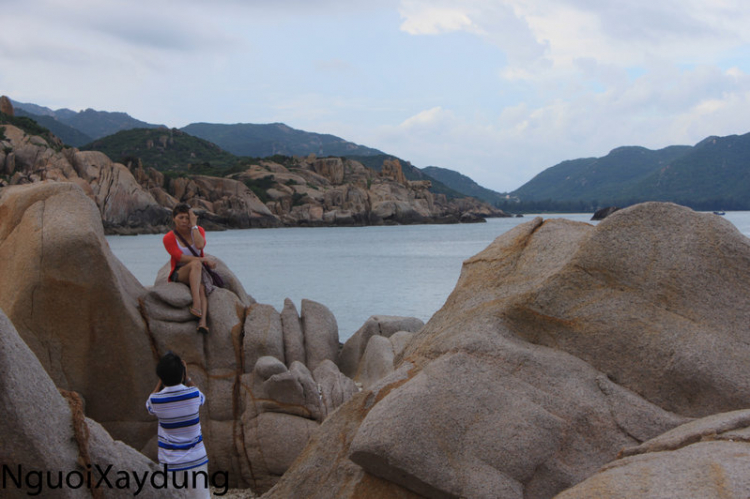 Vài hình ảnh về chuyến đi từ thiện đảo Bình Ba của FFC-29/8-31/8/14. Vài hình ảnh về chuyến đi từ thiện đảo Bình Ba của FFC-29/8-31/8/14.