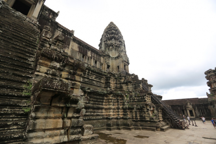 Tường thuật Hành Trình Di Sản Đền Preah Vihear – Angkor