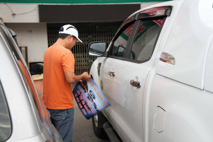 Vài hình ảnh về chuyến đi từ thiện đảo Bình Ba của FFC-29/8-31/8/14. Vài hình ảnh về chuyến đi từ thiện đảo Bình Ba của FFC-29/8-31/8/14.