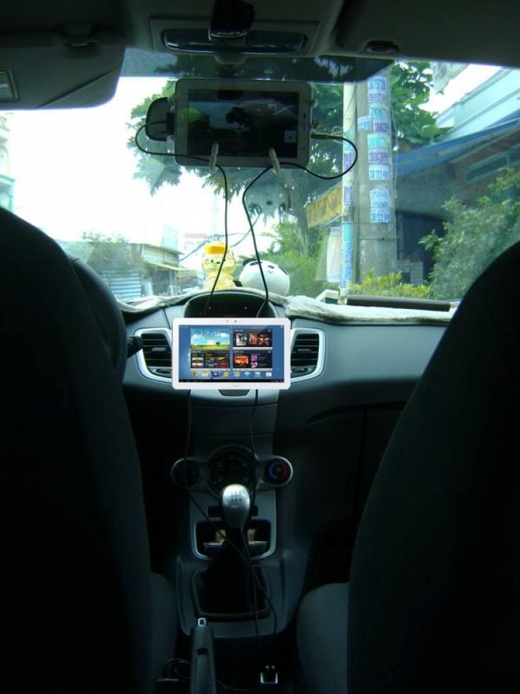 Dùng máy tính bảng làm camera hành trình cho FFi Dùng máy tính bảng làm camera hành trình cho FFi