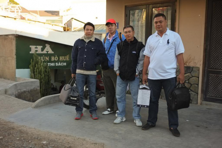 Lễ trao nhà tình thương tại Đà Lạt ngày 27/1/2013 Lễ trao nhà tình thương tại Đà Lạt ngày 27/1/2013