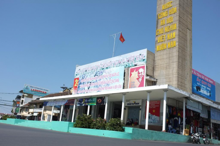 Lễ trao nhà tình thương tại Đà Lạt ngày 27/1/2013 Lễ trao nhà tình thương tại Đà Lạt ngày 27/1/2013