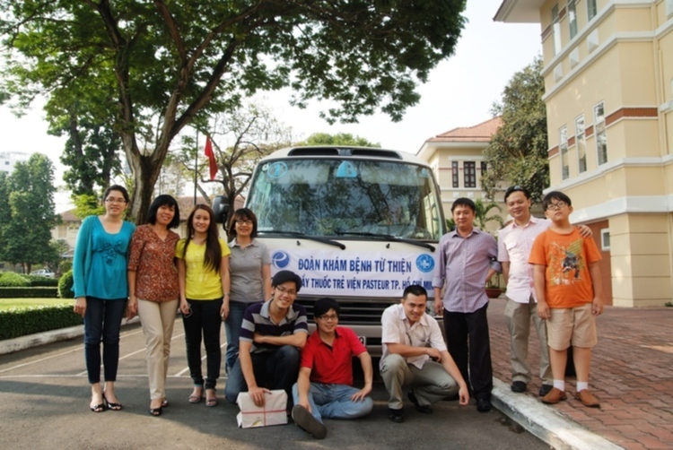 Khám từ thiện 27/1/2013