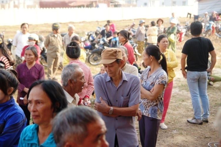 Khám từ thiện 27/1/2013