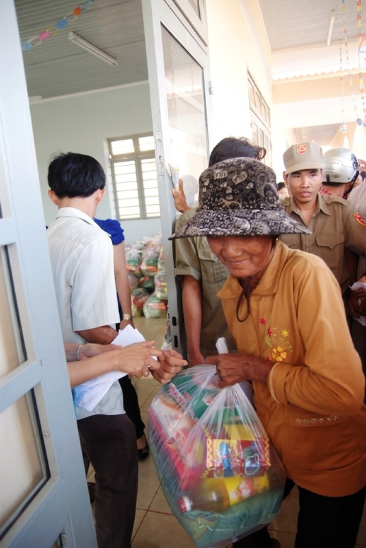 Khám từ thiện 27/1/2013