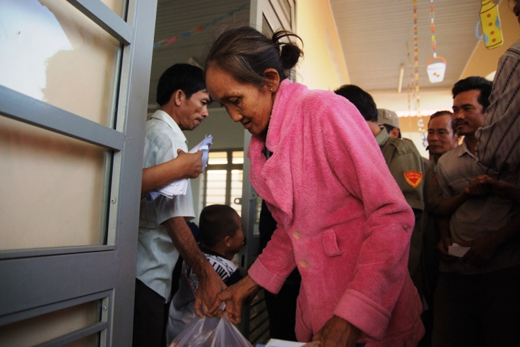 Khám từ thiện 27/1/2013