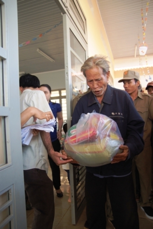 Khám từ thiện 27/1/2013