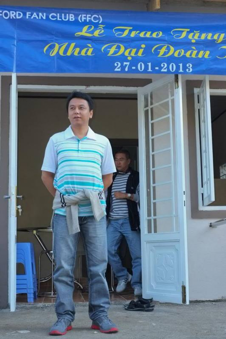 Lễ trao nhà tình thương tại Đà Lạt ngày 27/1/2013 Lễ trao nhà tình thương tại Đà Lạt ngày 27/1/2013