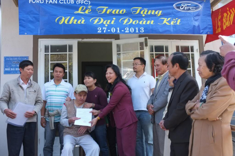 Lễ trao nhà tình thương tại Đà Lạt ngày 27/1/2013