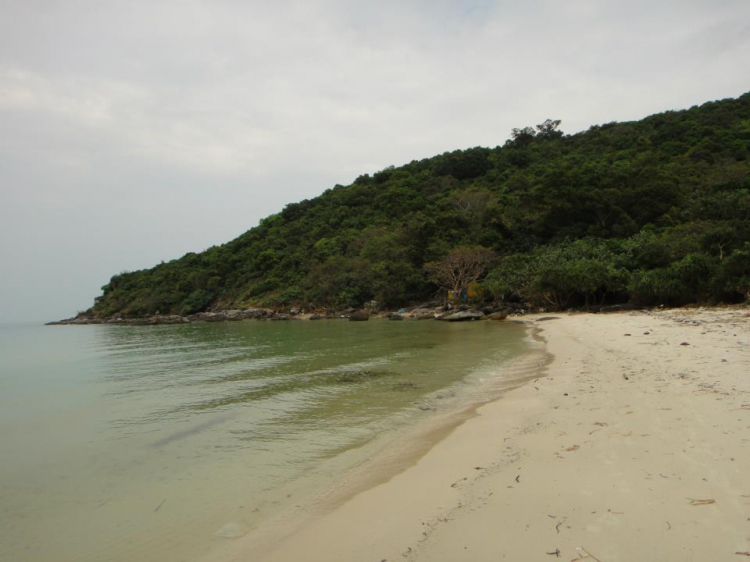 Du ngoạn trên biển bằng xuồng phao bơm hơi. Du ngoạn trên biển bằng xuồng phao bơm hơi.
