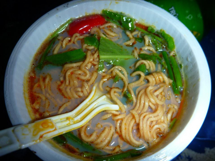 Du ngoạn trên biển bằng xuồng phao bơm hơi. Du ngoạn trên biển bằng xuồng phao bơm hơi.