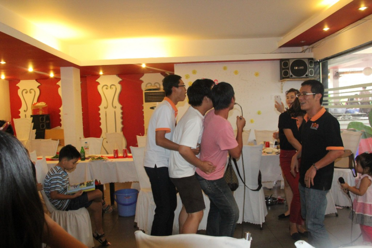 "S.O.S tất niên 2012, tân niên 2013" xin mời họp mặt! "S.O.S tất niên 2012, tân niên 2013" xin mời họp mặt!