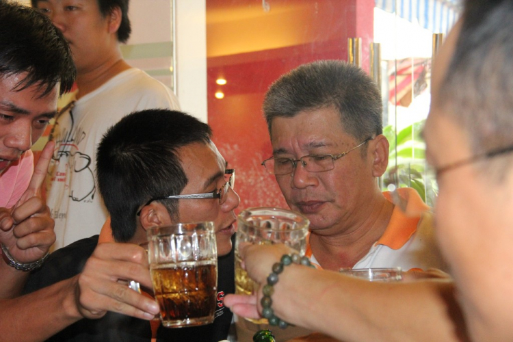 "S.O.S tất niên 2012, tân niên 2013" xin mời họp mặt! "S.O.S tất niên 2012, tân niên 2013" xin mời họp mặt!