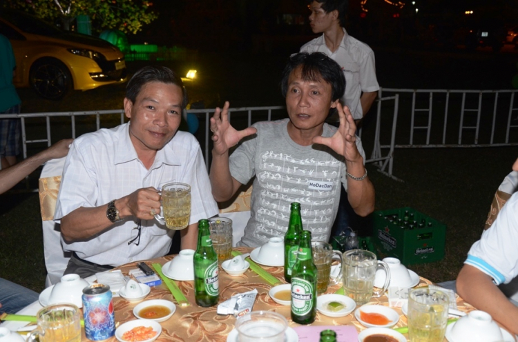 Hình ảnh buổi OFF TẤT NIÊN NĂM CON RỒNG (22 tháng chạp năm nhâm thìn) Hình ảnh buổi OFF TẤT NIÊN NĂM CON RỒNG (22 tháng chạp năm nhâm thìn)