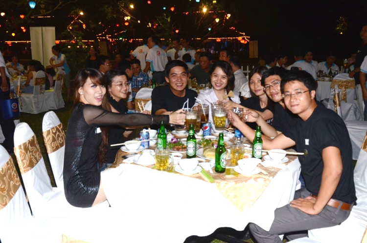 Hình ảnh buổi OFF TẤT NIÊN NĂM CON RỒNG (22 tháng chạp năm nhâm thìn) Hình ảnh buổi OFF TẤT NIÊN NĂM CON RỒNG (22 tháng chạp năm nhâm thìn)