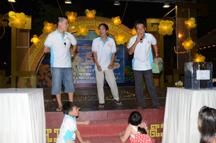Hình ảnh buổi OFF TẤT NIÊN NĂM CON RỒNG (22 tháng chạp năm nhâm thìn) Hình ảnh buổi OFF TẤT NIÊN NĂM CON RỒNG (22 tháng chạp năm nhâm thìn)