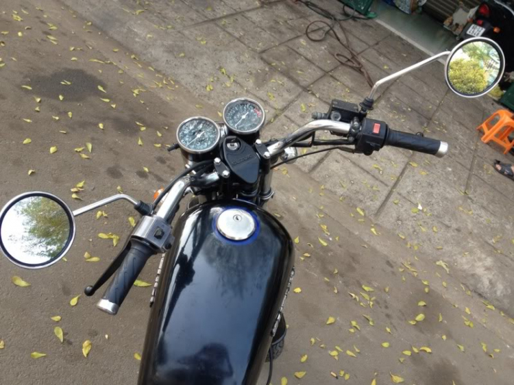 Honda CG125 hoặc CB125 lên dáng Triumph Bonneville