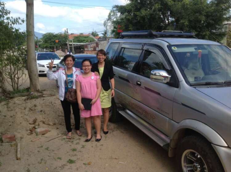 Xóm nhà lá du xuân 2013 miền Trung và Tây Nguyên.