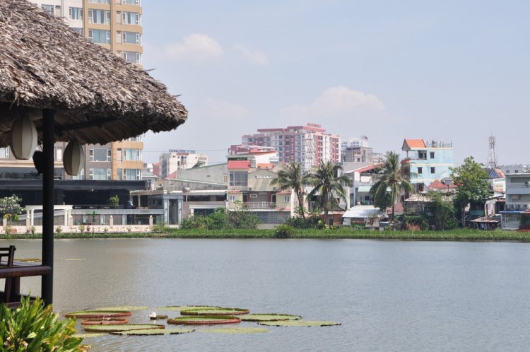 Ăn Tết Sài Gòn