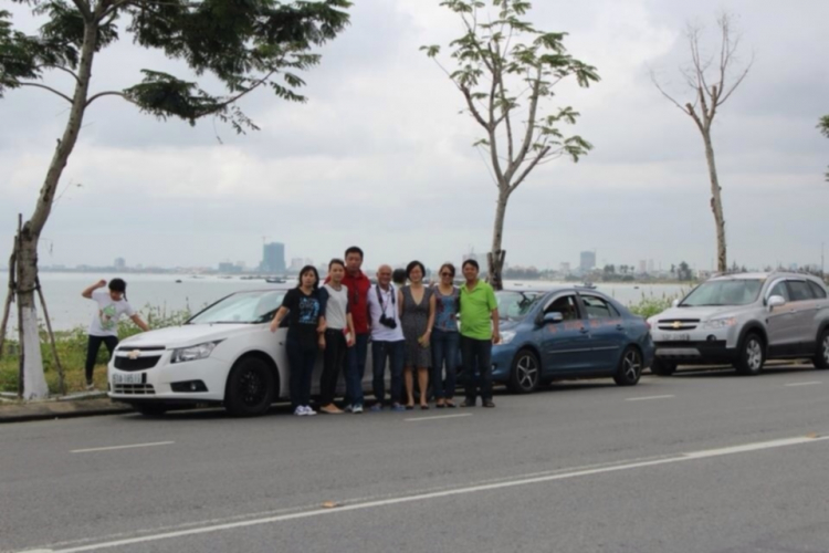 Xóm nhà lá du xuân 2013 miền Trung và Tây Nguyên.