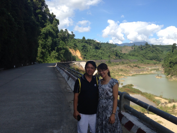 Xóm nhà lá du xuân 2013 miền Trung và Tây Nguyên.