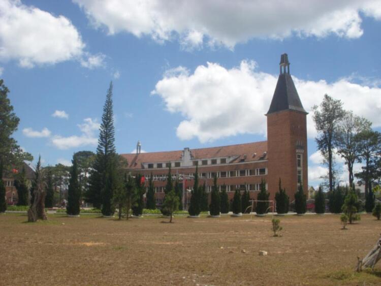Đà lạt du xuân ký