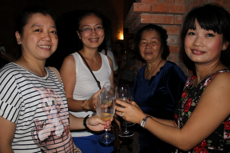 NƠI TỤ TẬP ĂN CHƠI VÀ ĐÓN CHÀO THÀNH VIÊN MỚI CỦA AE SORENTO ! NƠI TỤ TẬP ĂN CHƠI VÀ ĐÓN CHÀO THÀNH VIÊN MỚI CỦA AE SORENTO !