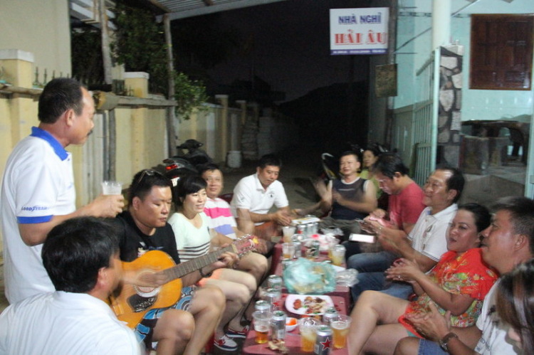 Vài hình ảnh về chuyến đi từ thiện đảo Bình Ba của FFC-29/8-31/8/14. Vài hình ảnh về chuyến đi từ thiện đảo Bình Ba của FFC-29/8-31/8/14.