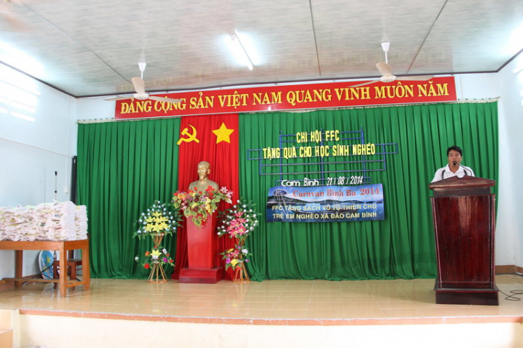 Vài hình ảnh về chuyến đi từ thiện đảo Bình Ba của FFC-29/8-31/8/14. Vài hình ảnh về chuyến đi từ thiện đảo Bình Ba của FFC-29/8-31/8/14.