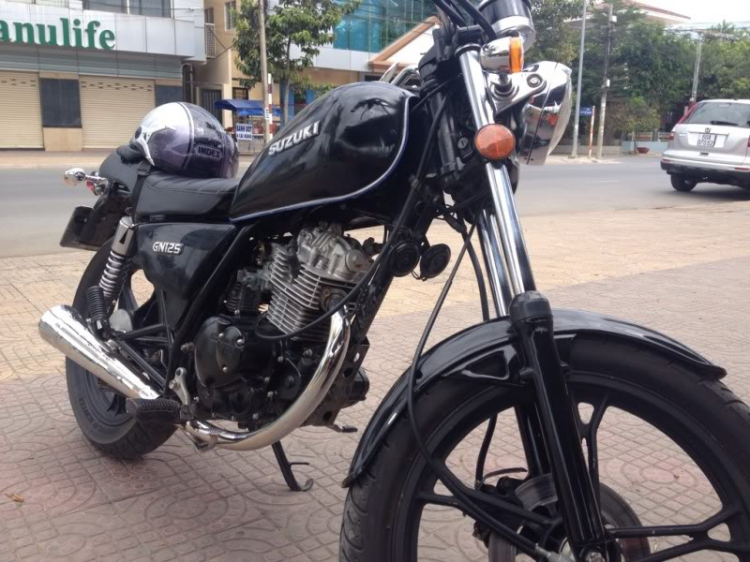 Honda CG125 hoặc CB125 lên dáng Triumph Bonneville Honda CG125 hoặc CB125 lên dáng Triumph Bonneville