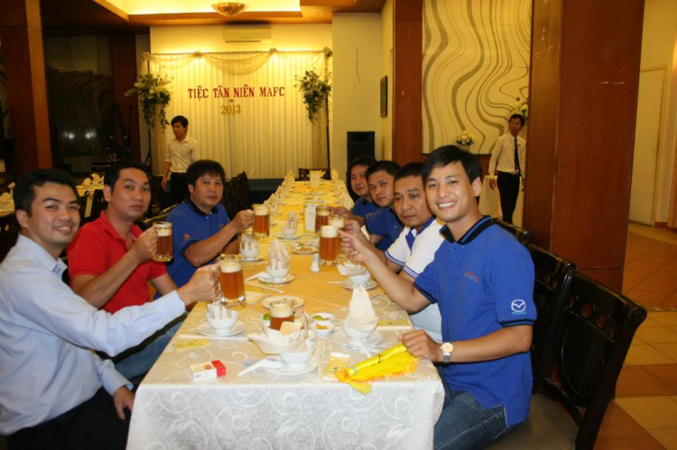 Hình ảnh Tiệc Tân Niên Xuân Quí Tỵ 26-2-2013 Tại NH Lan Anh Hình ảnh Tiệc Tân Niên Xuân Quí Tỵ 26-2-2013 Tại NH Lan Anh