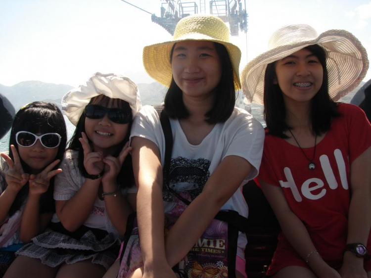 Tết ta: Mồng 3 de-pa Đà Lạt - Mồng 5 dzìa Nha Trang! Gom tụ đêêêêê!!! Tết ta: Mồng 3 de-pa Đà Lạt - Mồng 5 dzìa Nha Trang! Gom tụ đêêêêê!!!