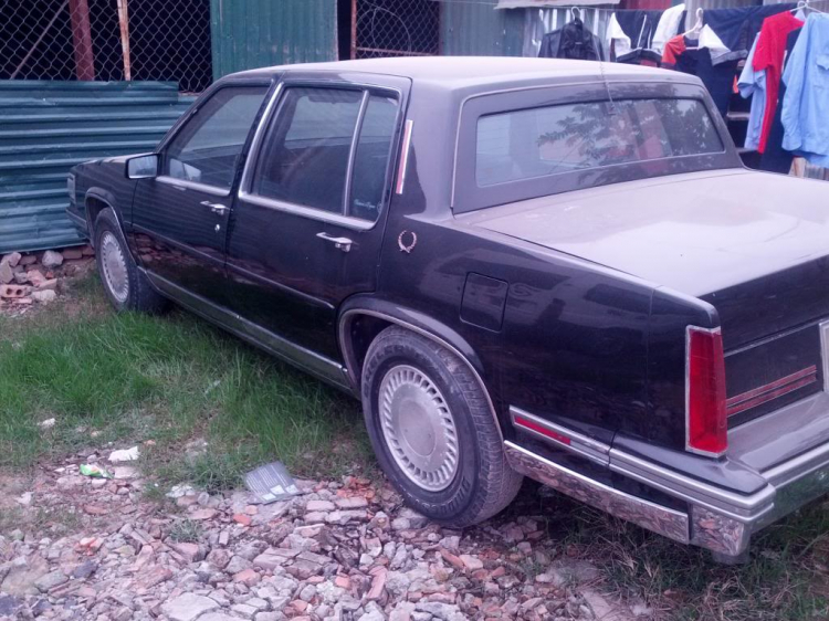 Ông anh em cần bán Cadillac Fleetwood đời 87 nguyên bản