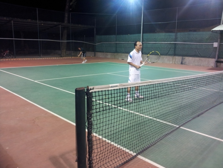 OS.XNL- CLB Tennis Xóm nhà lá