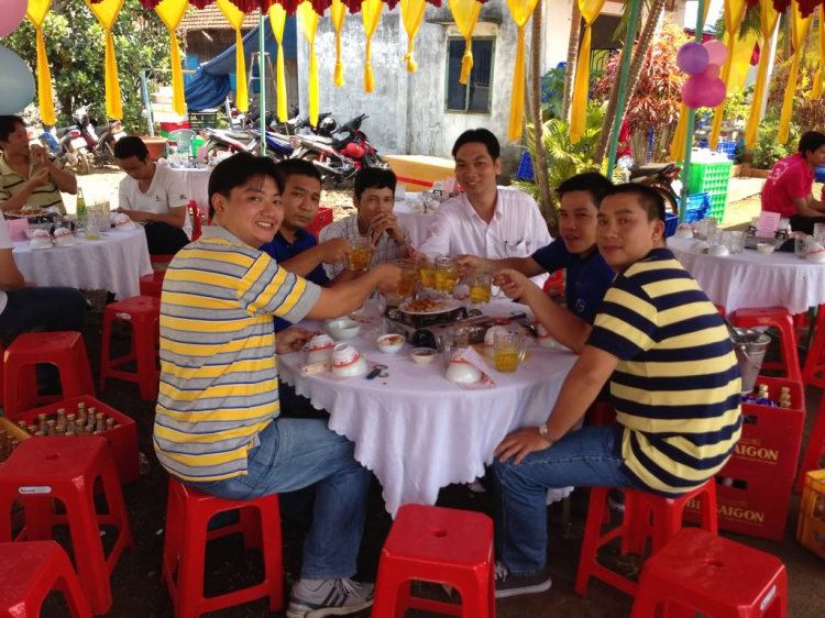 E rước mợ, kính mời các bác tham gia chung vui với e tại Bình Phước. E rước mợ, kính mời các bác tham gia chung vui với e tại Bình Phước.