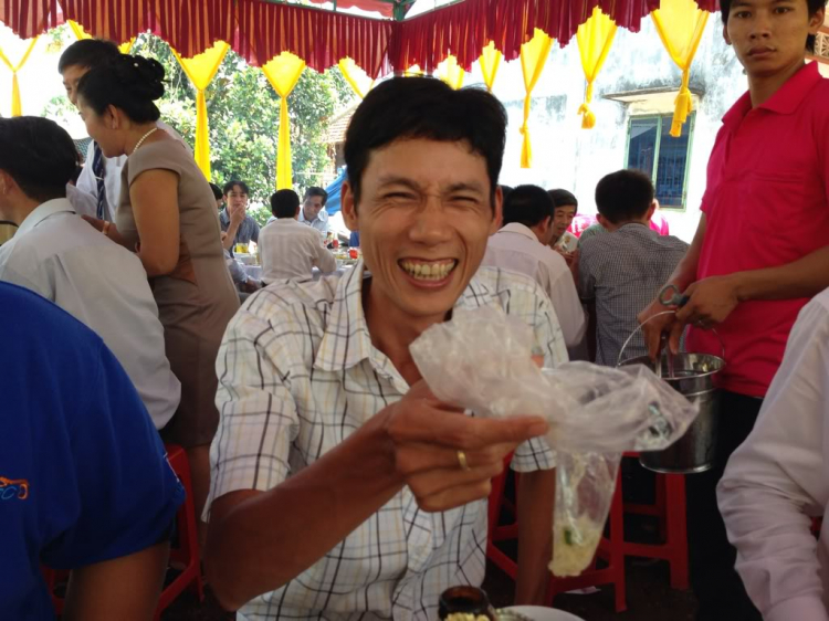 E rước mợ, kính mời các bác tham gia chung vui với e tại Bình Phước. E rước mợ, kính mời các bác tham gia chung vui với e tại Bình Phước.