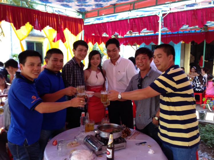 E rước mợ, kính mời các bác tham gia chung vui với e tại Bình Phước. E rước mợ, kính mời các bác tham gia chung vui với e tại Bình Phước.