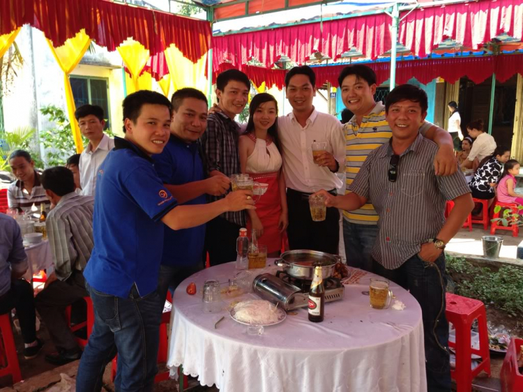 E rước mợ, kính mời các bác tham gia chung vui với e tại Bình Phước. E rước mợ, kính mời các bác tham gia chung vui với e tại Bình Phước.