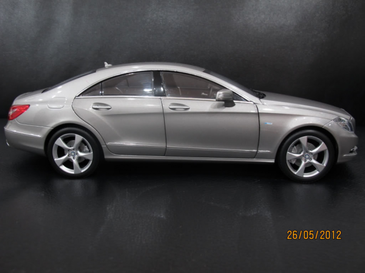 Trên tay chiếc Mercedes CLS63 AMG 2012 [ cập nhật trang 8 ]