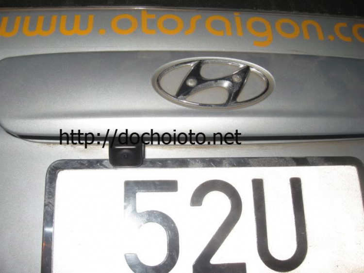 Em cần lắp camera lùi cho civic 1.8mt
