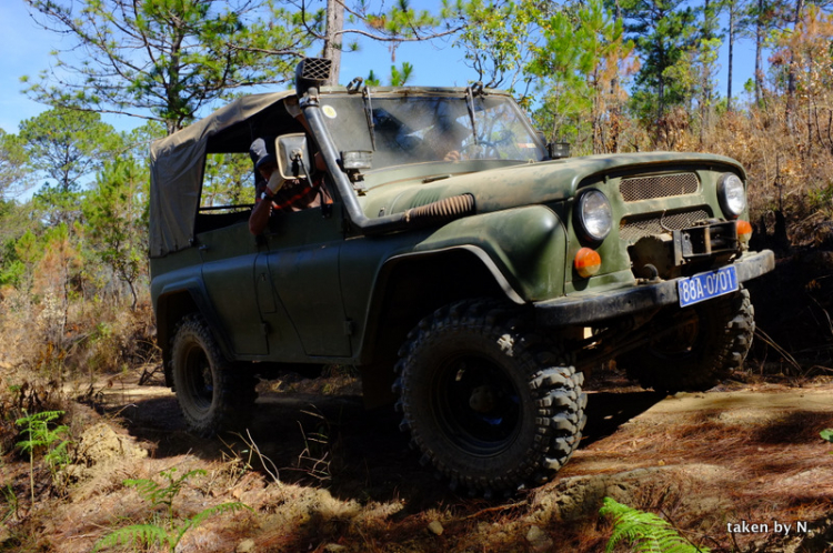 Độ UAZ 469 đi Off Road Độ UAZ 469 đi Off Road