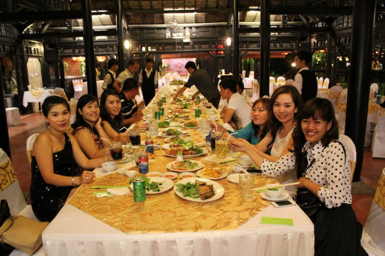 Chào mừng ngày quốc tế Phụ Nữ - 08/03/2013-Vườn ẩm thực Bến Xưa - Q12 Chào mừng ngày quốc tế Phụ Nữ - 08/03/2013-Vườn ẩm thực Bến Xưa - Q12