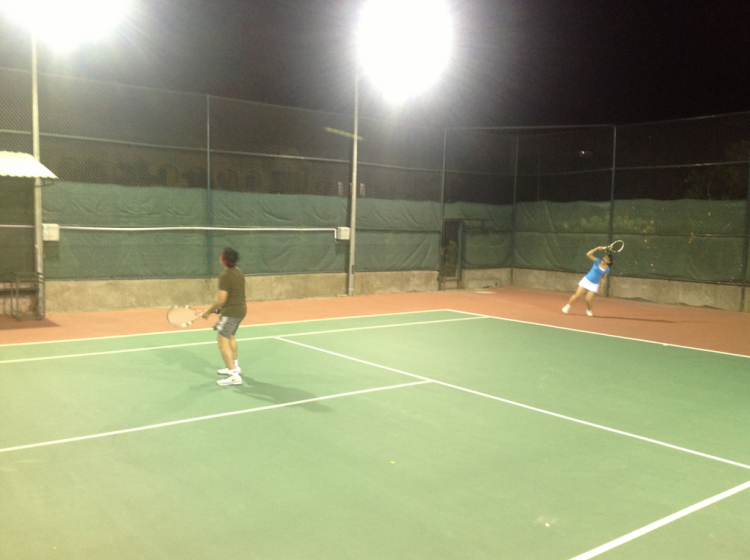 OS.XNL- CLB Tennis Xóm nhà lá