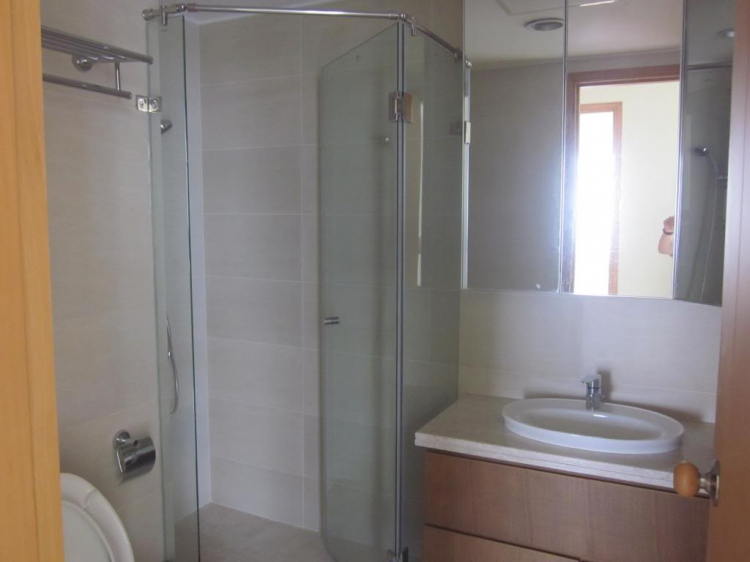 Bác nào sales SG Pear hoặc ở trong SGP giúp em với Bác nào sales SG Pear hoặc ở trong SGP giúp em với