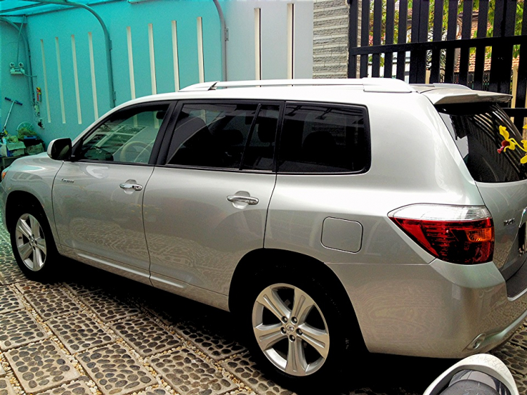 Toyota Highlander hay Madaz CX 9