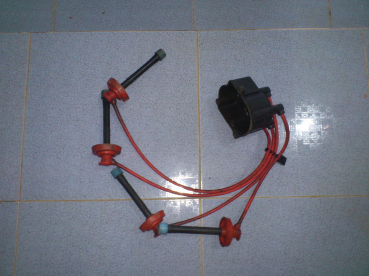 Camry 1999 nhập khẩu bị dật ở tốc độ thấp, nhờ các cụ tư vấn hộ em ạ ! Camry 1999 nhập khẩu bị dật ở tốc độ thấp, nhờ các cụ tư vấn hộ em ạ !