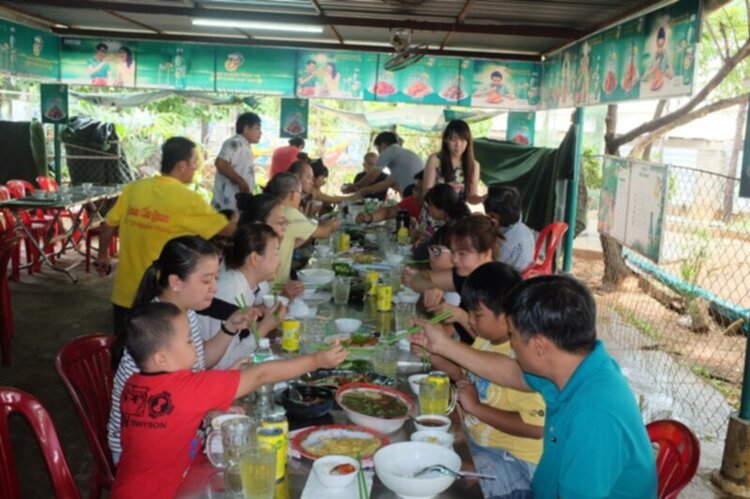 NƠI TỤ TẬP ĂN CHƠI VÀ ĐÓN CHÀO THÀNH VIÊN MỚI CỦA AE SORENTO ! NƠI TỤ TẬP ĂN CHƠI VÀ ĐÓN CHÀO THÀNH VIÊN MỚI CỦA AE SORENTO !