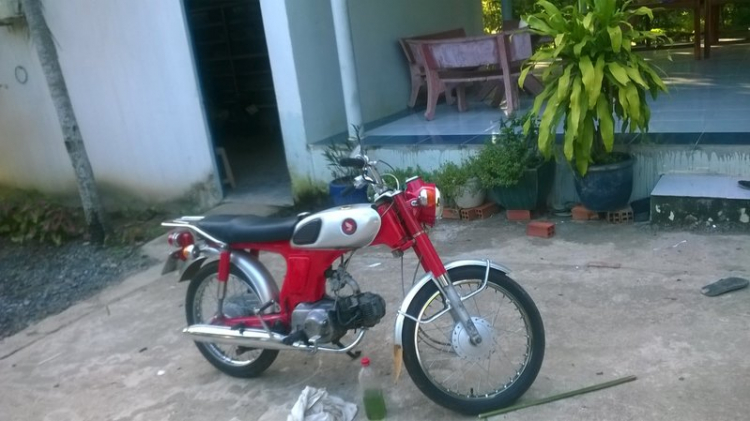 Em đã mua Corolla XL 1.6MT 1992 và kế hoạch là lên AT Em đã mua Corolla XL 1.6MT 1992 và kế hoạch là lên AT