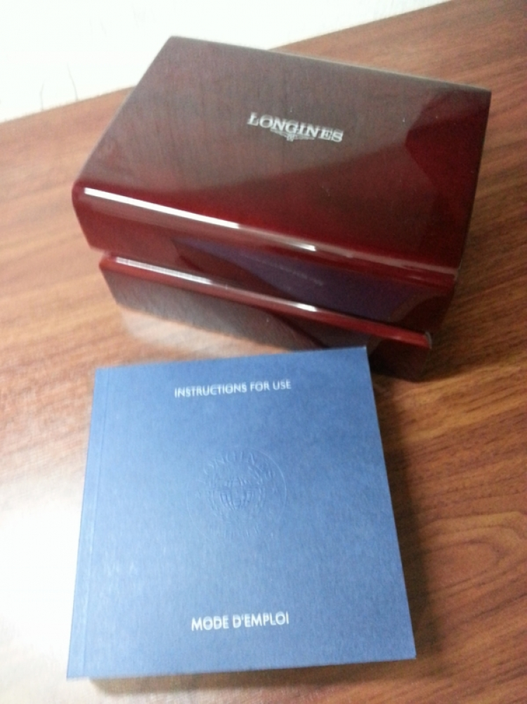 Xin tư vấn về đồng hồ Longines. Xin tư vấn về đồng hồ Longines.