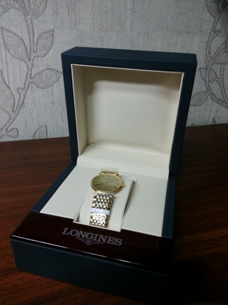 Xin tư vấn về đồng hồ Longines.